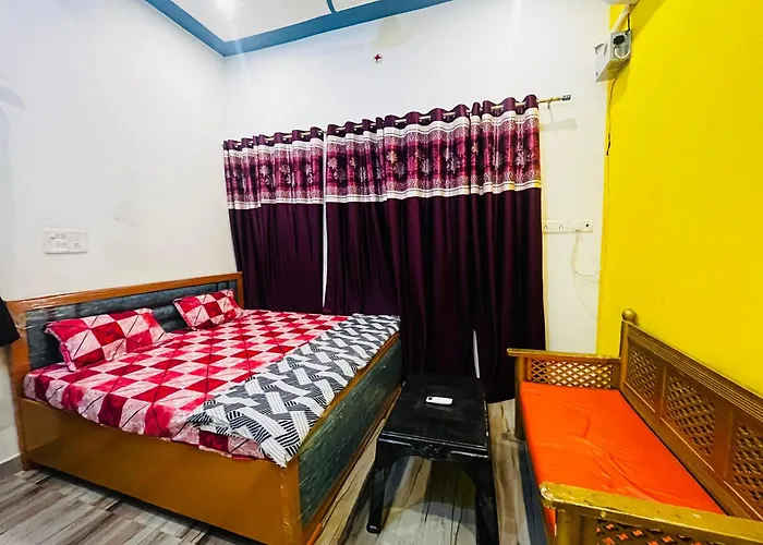 Shree Shyam Palace Homestay Near Ramjanmbhoomi