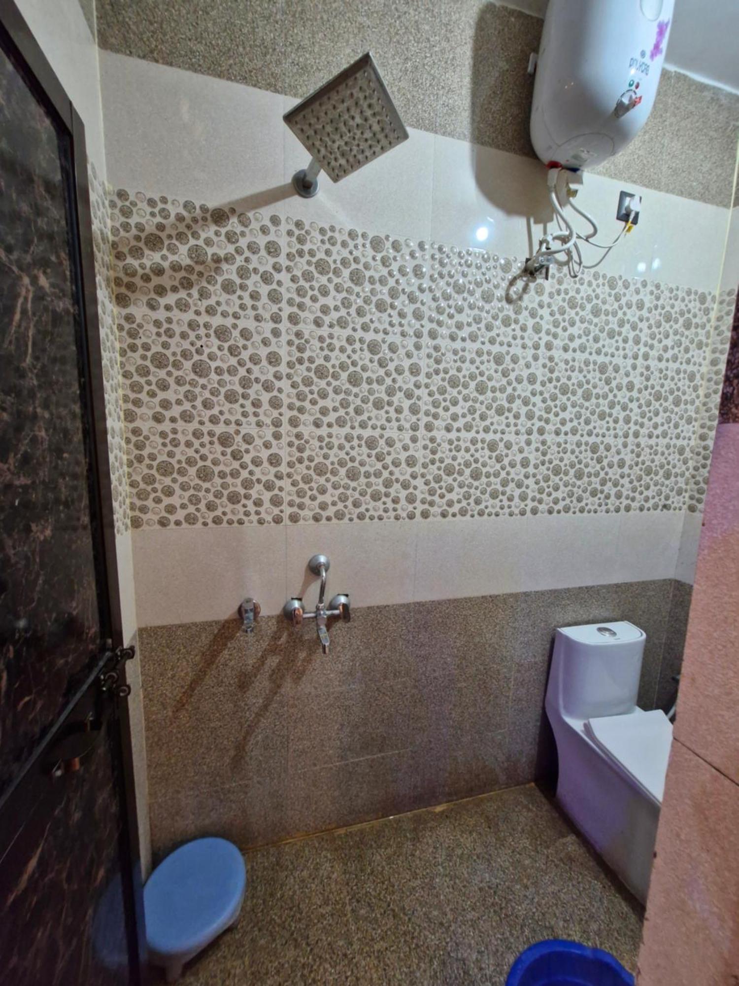 Homestay Shree Shyam Palace Near Ramjanmbhoomi
