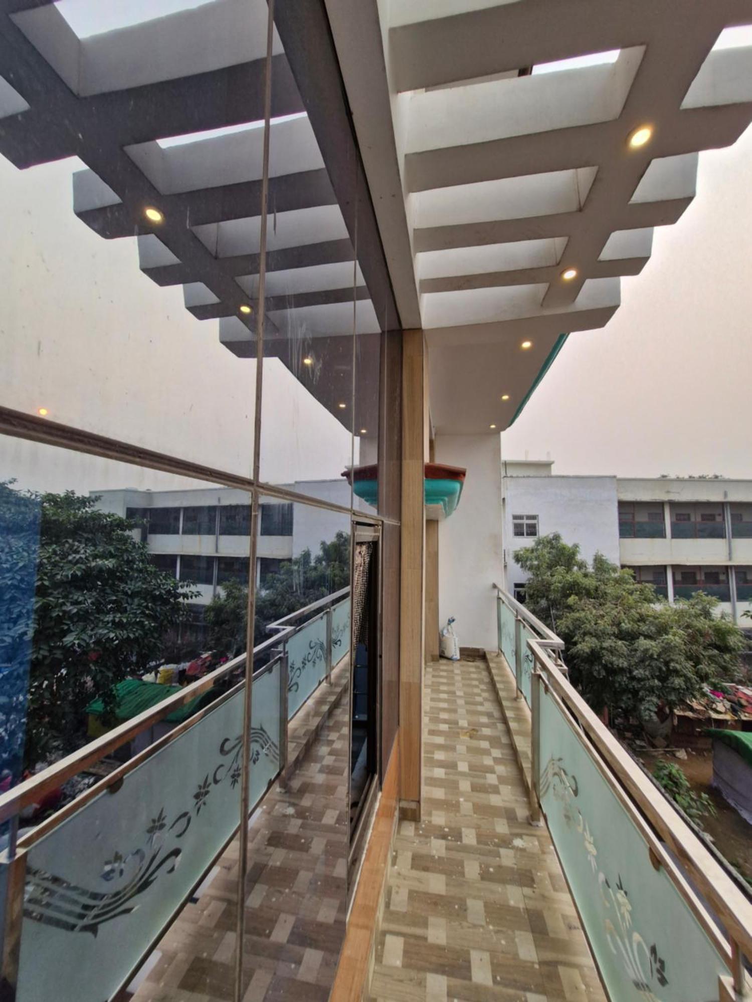 Shree Shyam Palace Near Ramjanmbhoomi Homestay Ayodhya