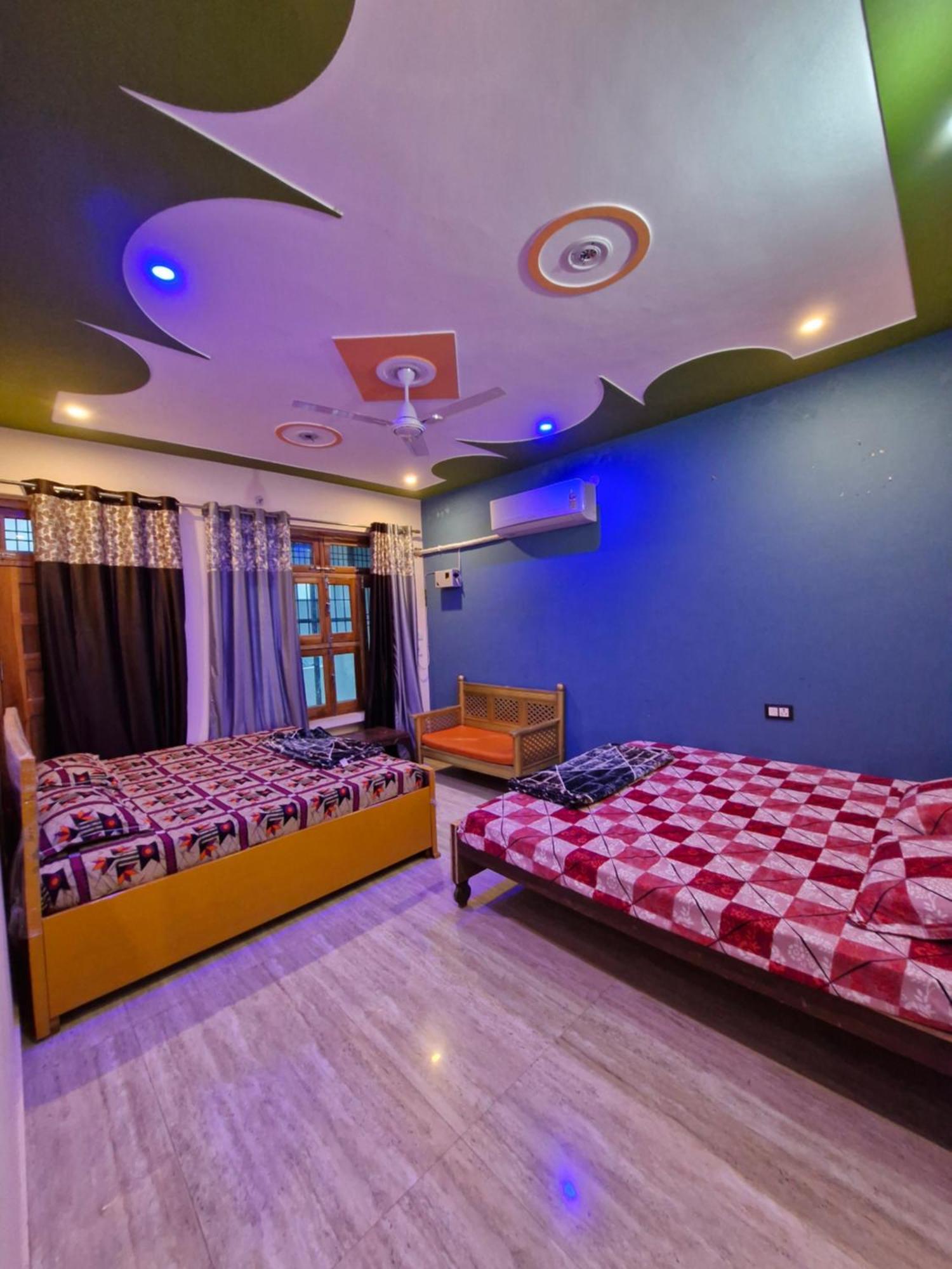 Shree Shyam Palace Near Ramjanmbhoomi Homestay *